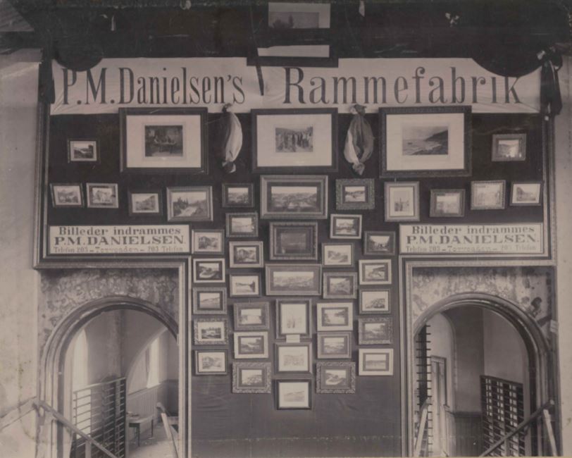 Interiør fra rammefabrikken ca. 1911